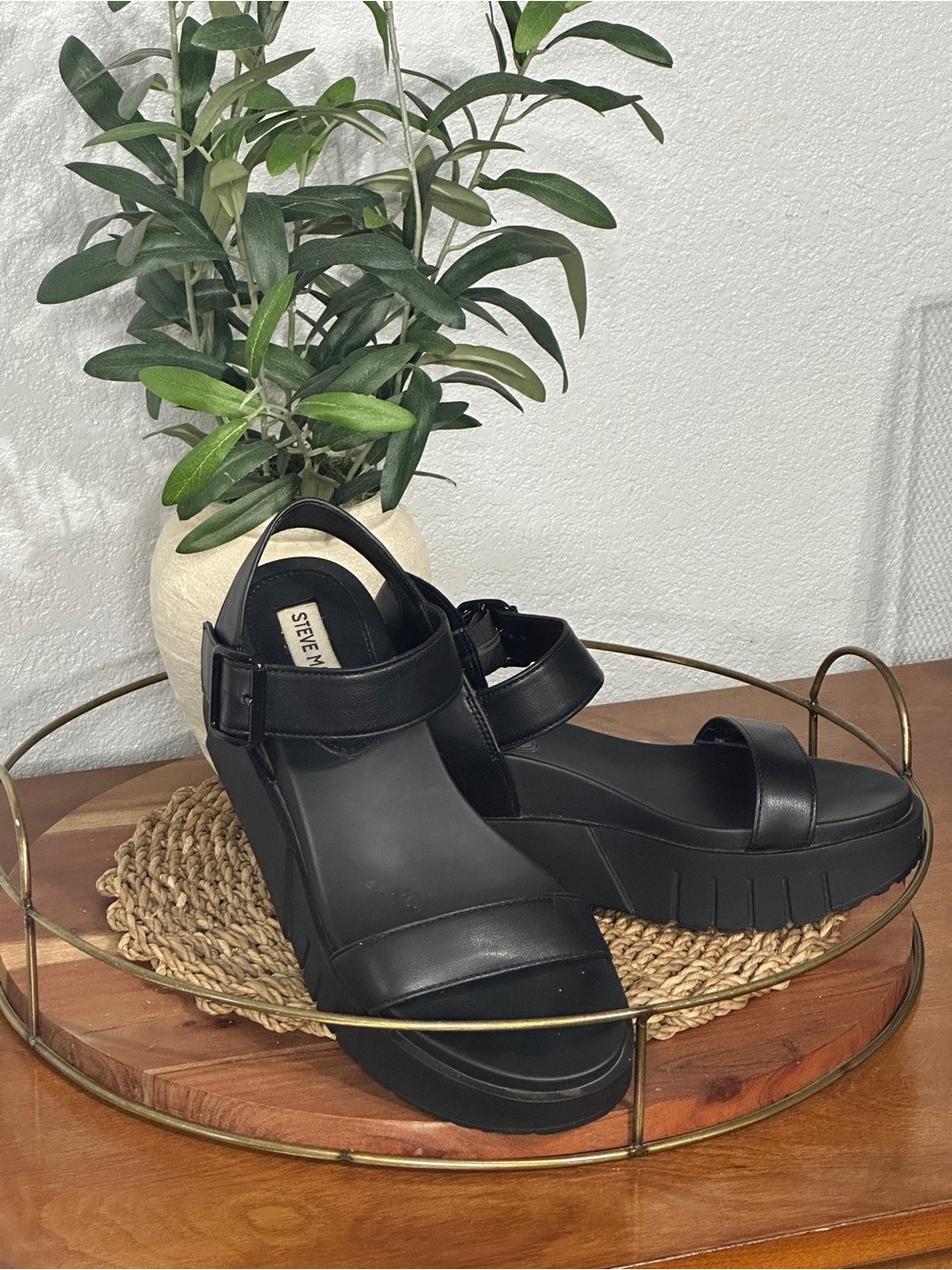 Steve Madden Pastry Black Platform Sandals with Chunky Strap